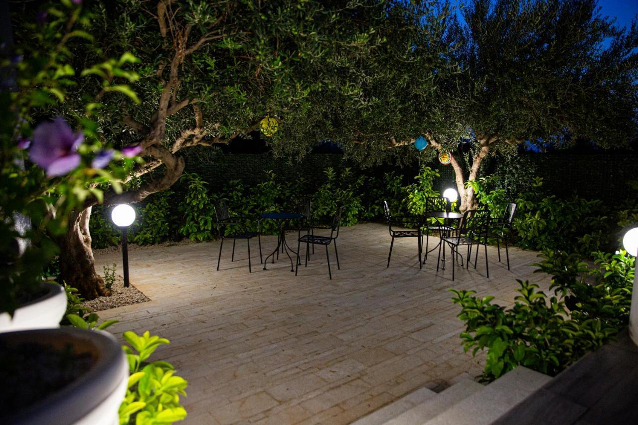 L' Arcobaleno B&B Castelluzzo Exterior photo