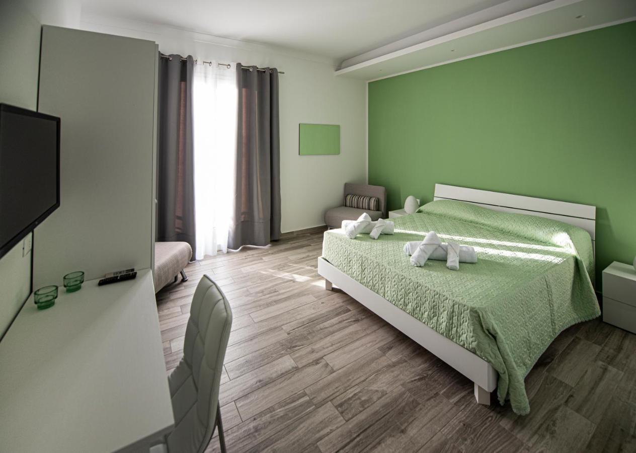 L' Arcobaleno B&B Castelluzzo Exterior photo